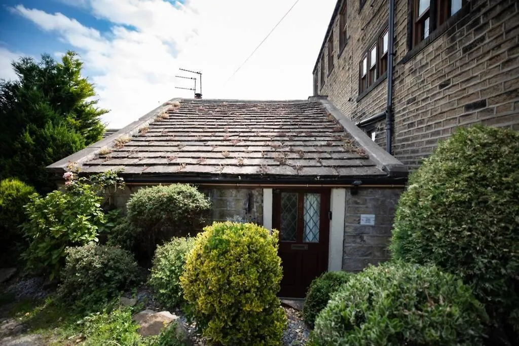 Holiday home Clay Well Cottage Huddersfield